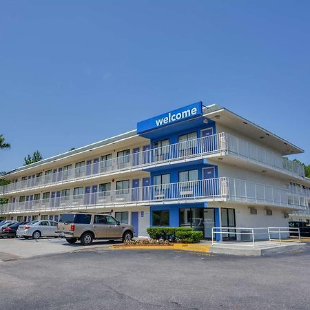 Rodeway Inn Tillmans Corner Εξωτερικό φωτογραφία
