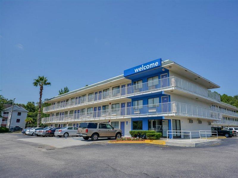 Rodeway Inn Tillmans Corner Εξωτερικό φωτογραφία