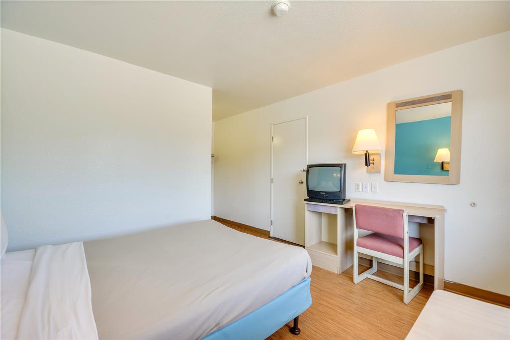 Rodeway Inn Tillmans Corner Δωμάτιο φωτογραφία