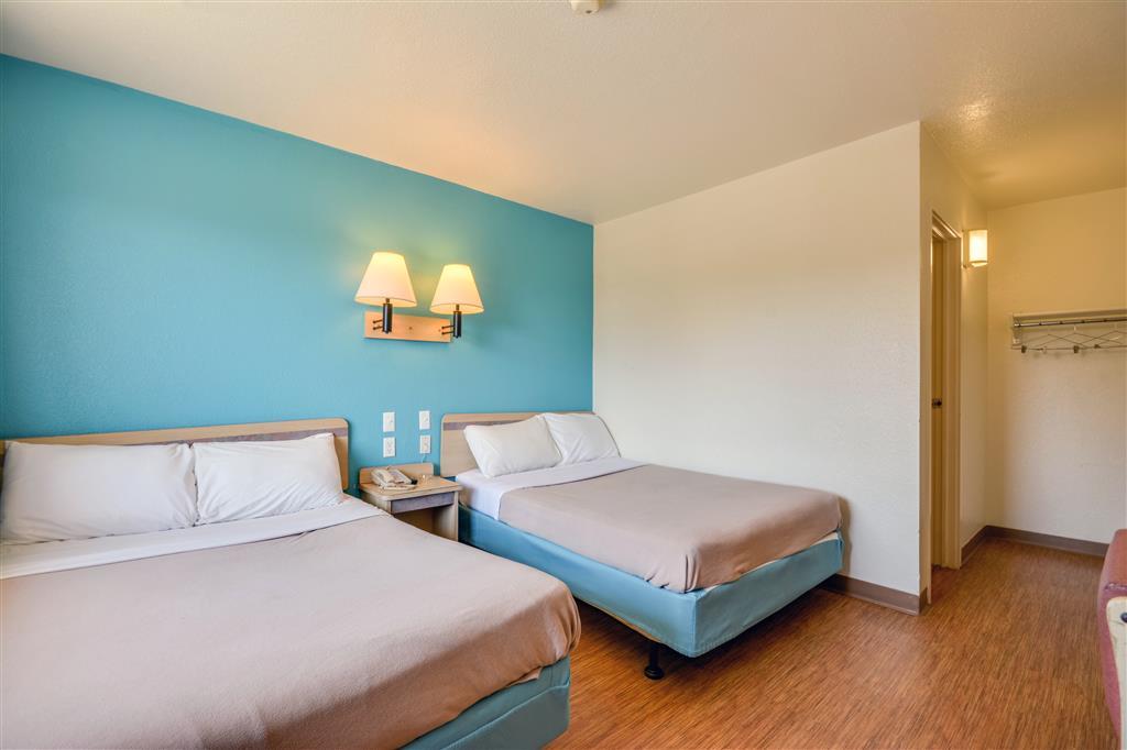 Rodeway Inn Tillmans Corner Δωμάτιο φωτογραφία
