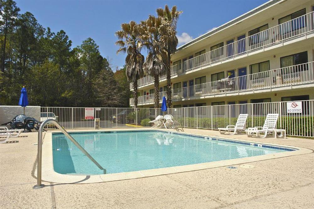 Rodeway Inn Tillmans Corner Ανέσεις φωτογραφία